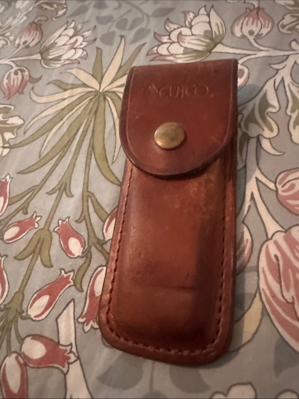 Cutco Brown Leather Key/Tool Pouch with Brass Snap